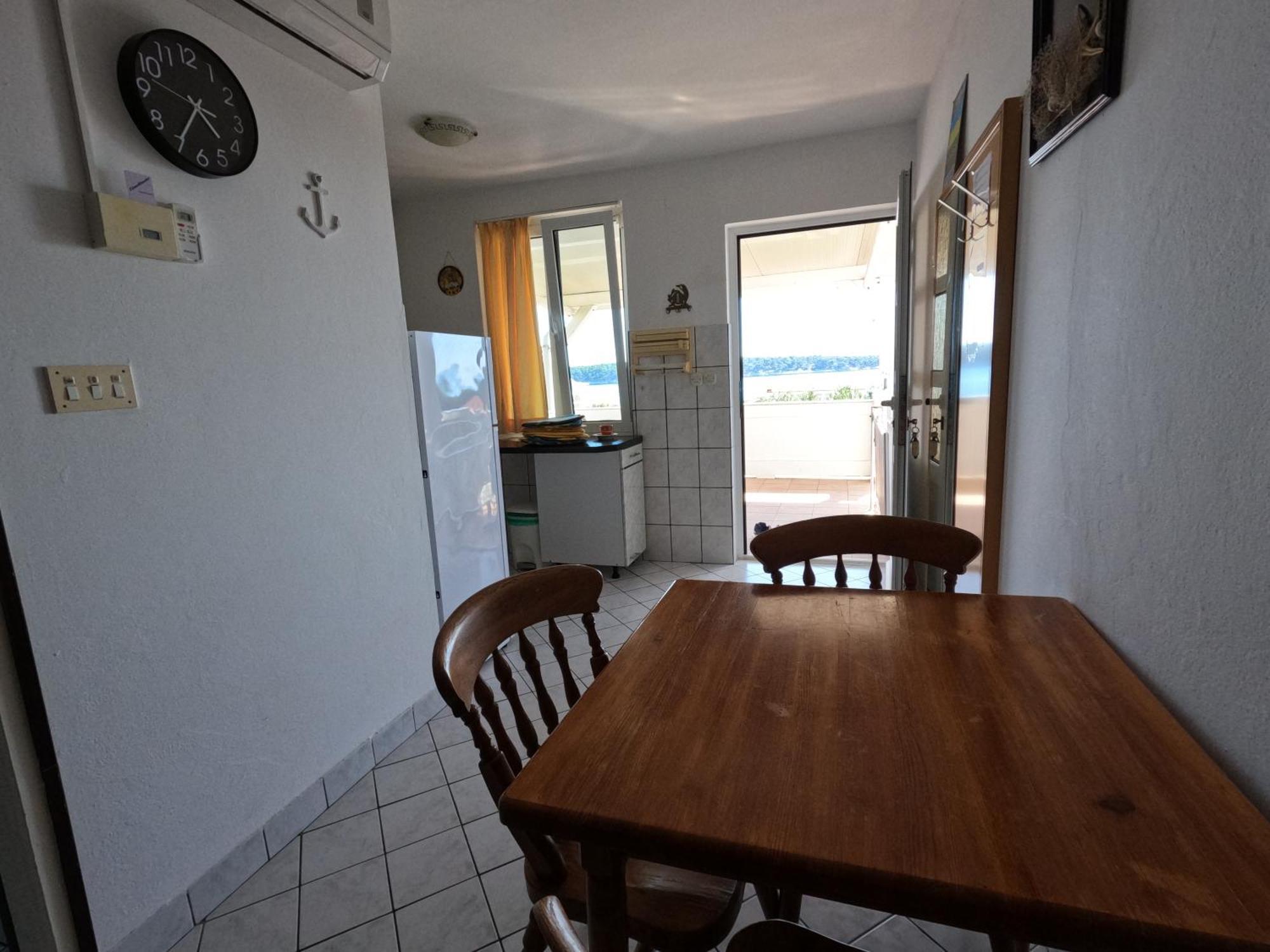 Apartmani Daniela Rab Town Exterior foto