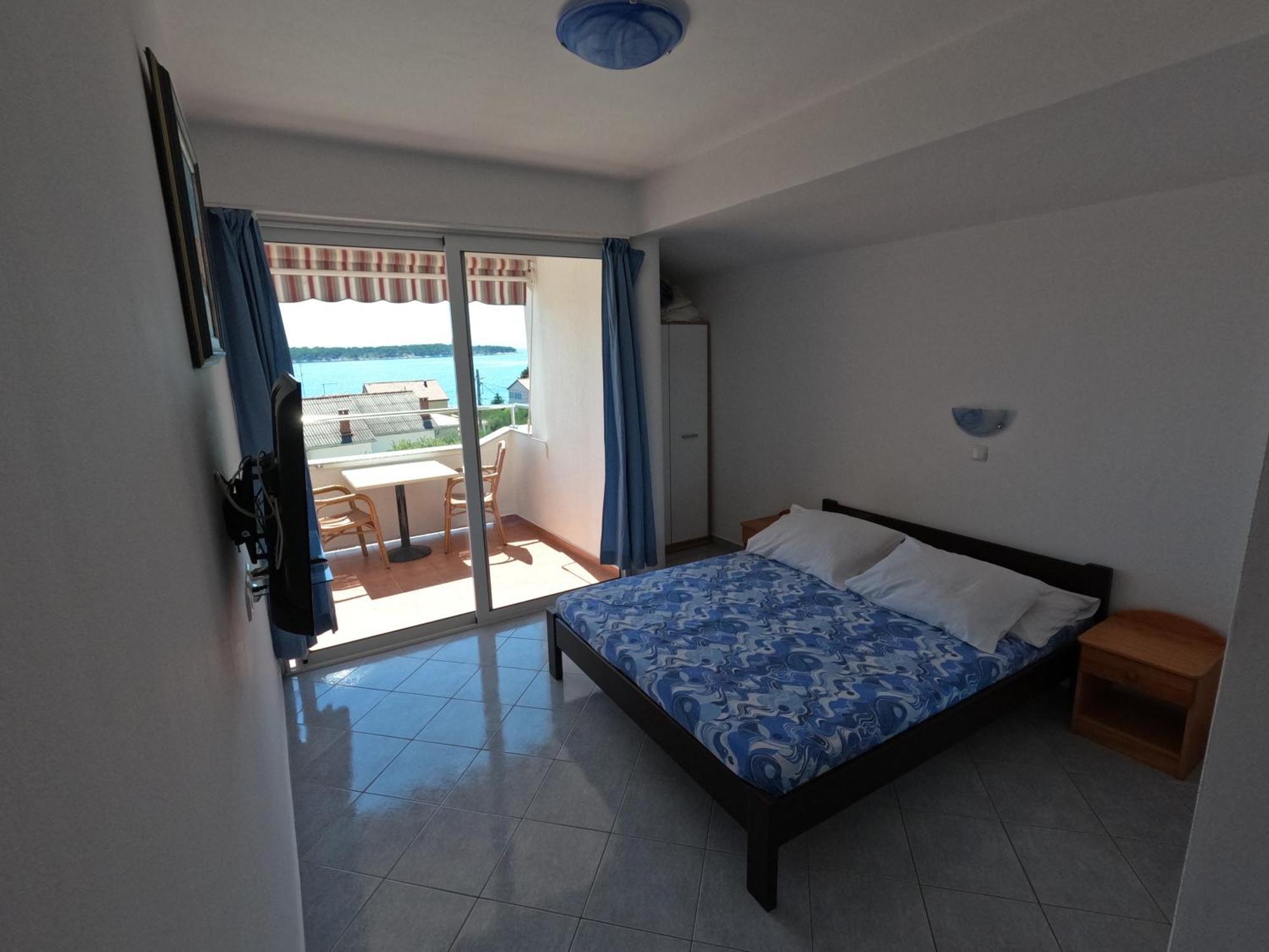 Apartmani Daniela Rab Town Exterior foto